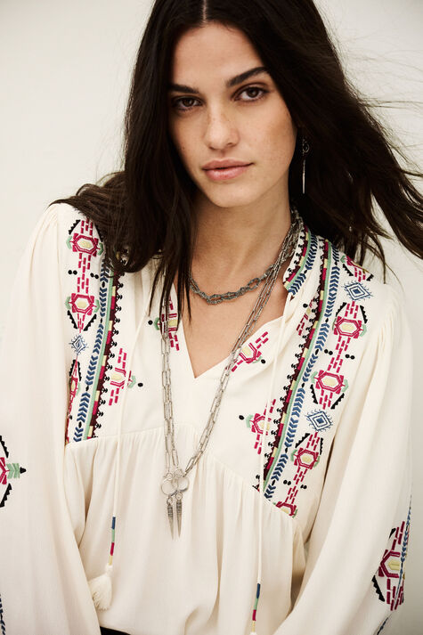 BLOUSE TILT