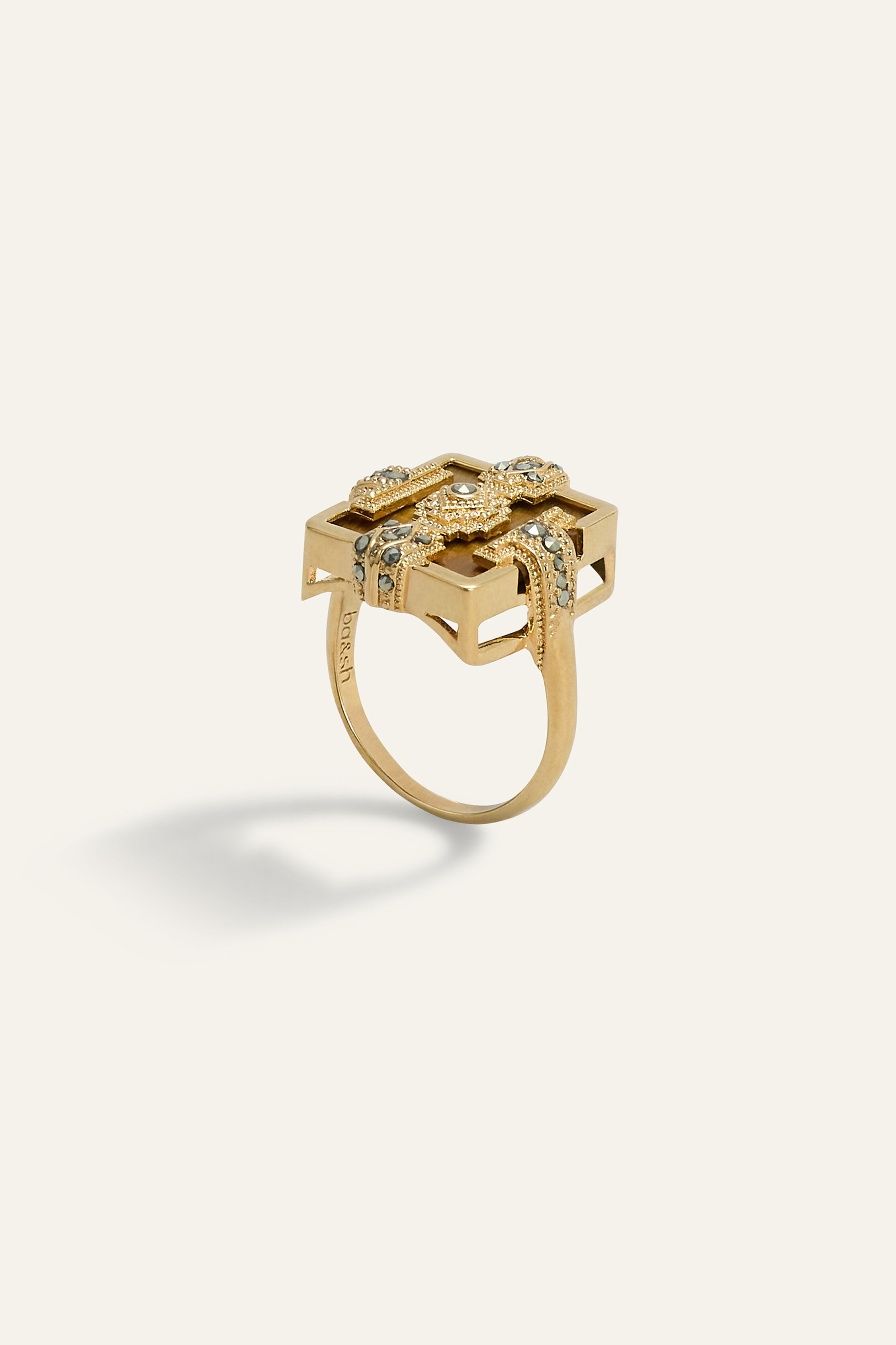 ring HIZA
