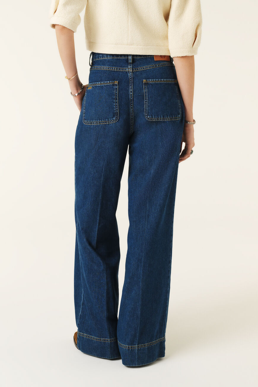 BUTSY JEAN