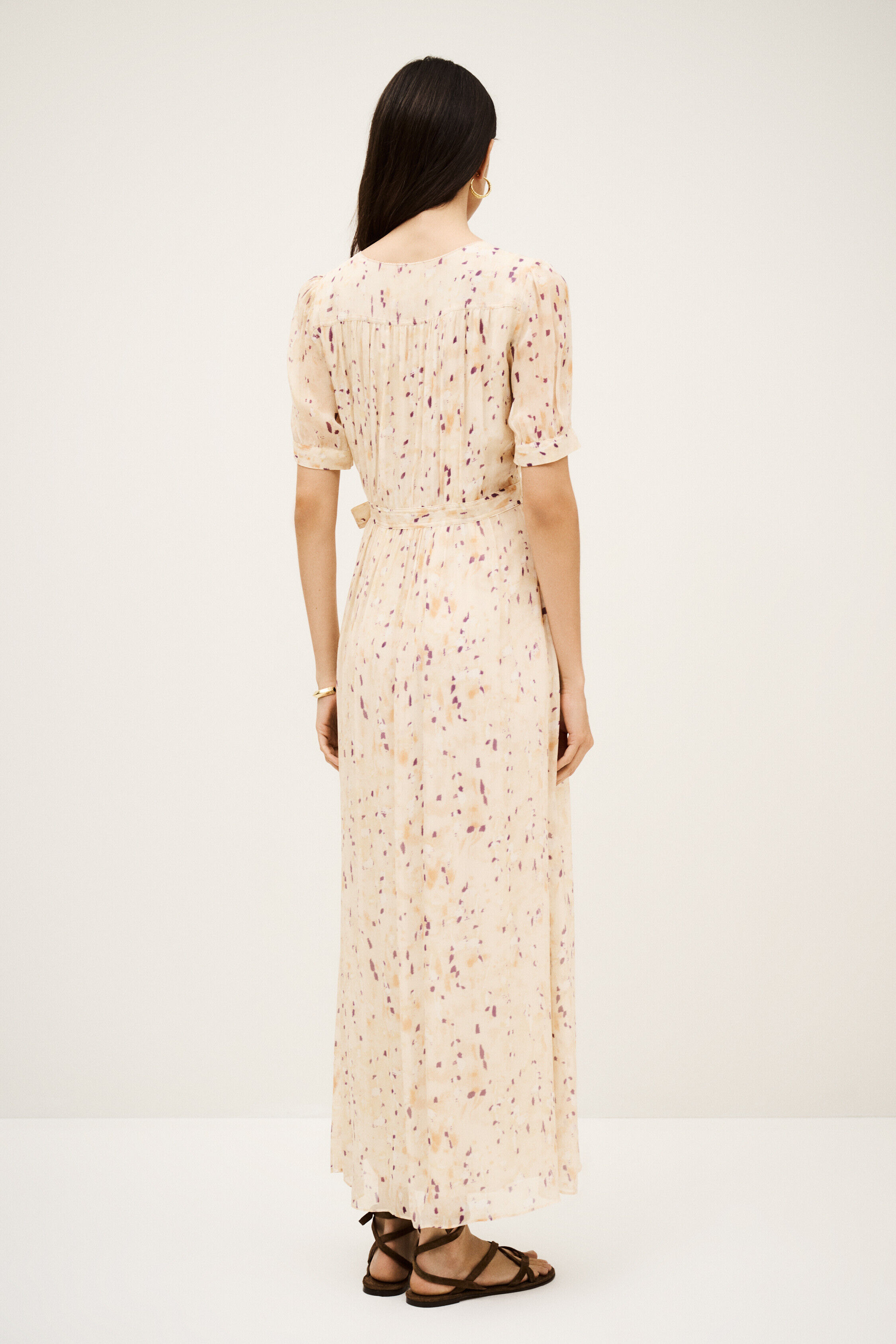 robe KRIS