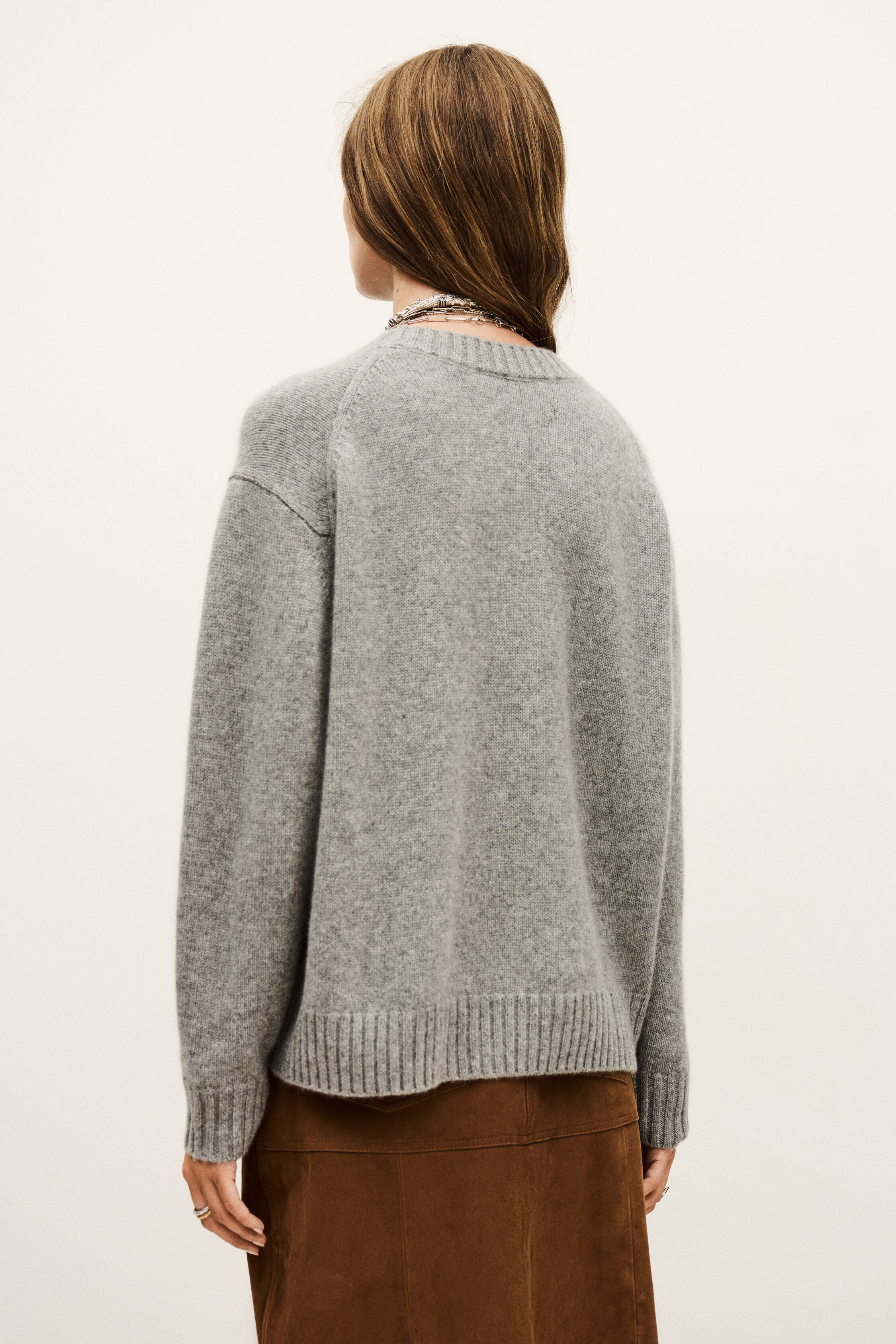 pull CESNIK