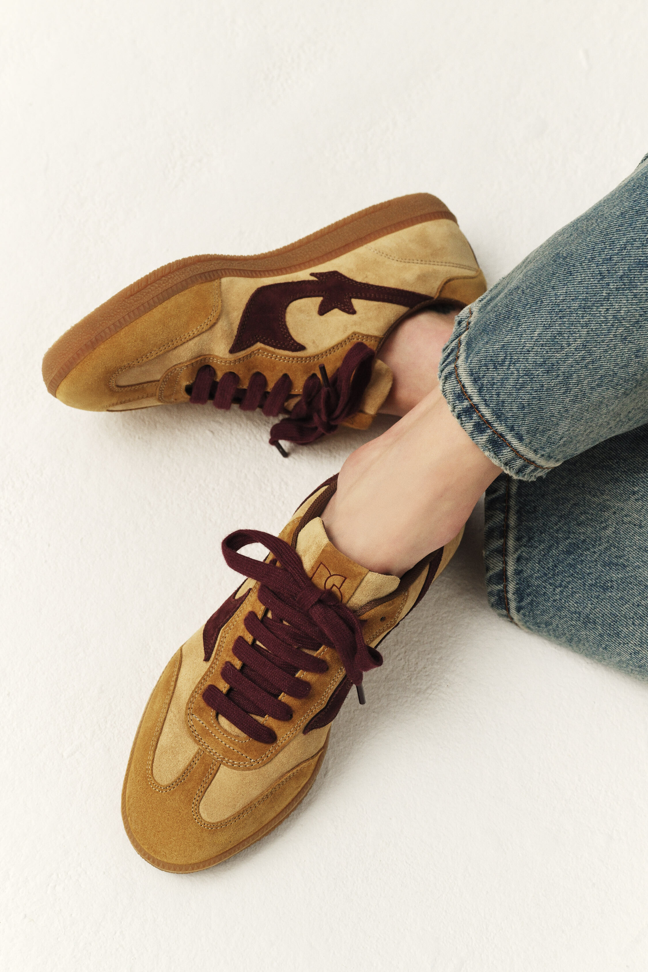 SNEAKERS CREW