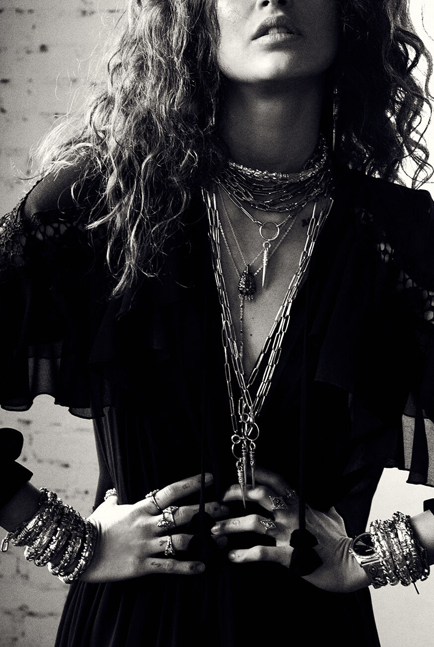 collier SANAKO