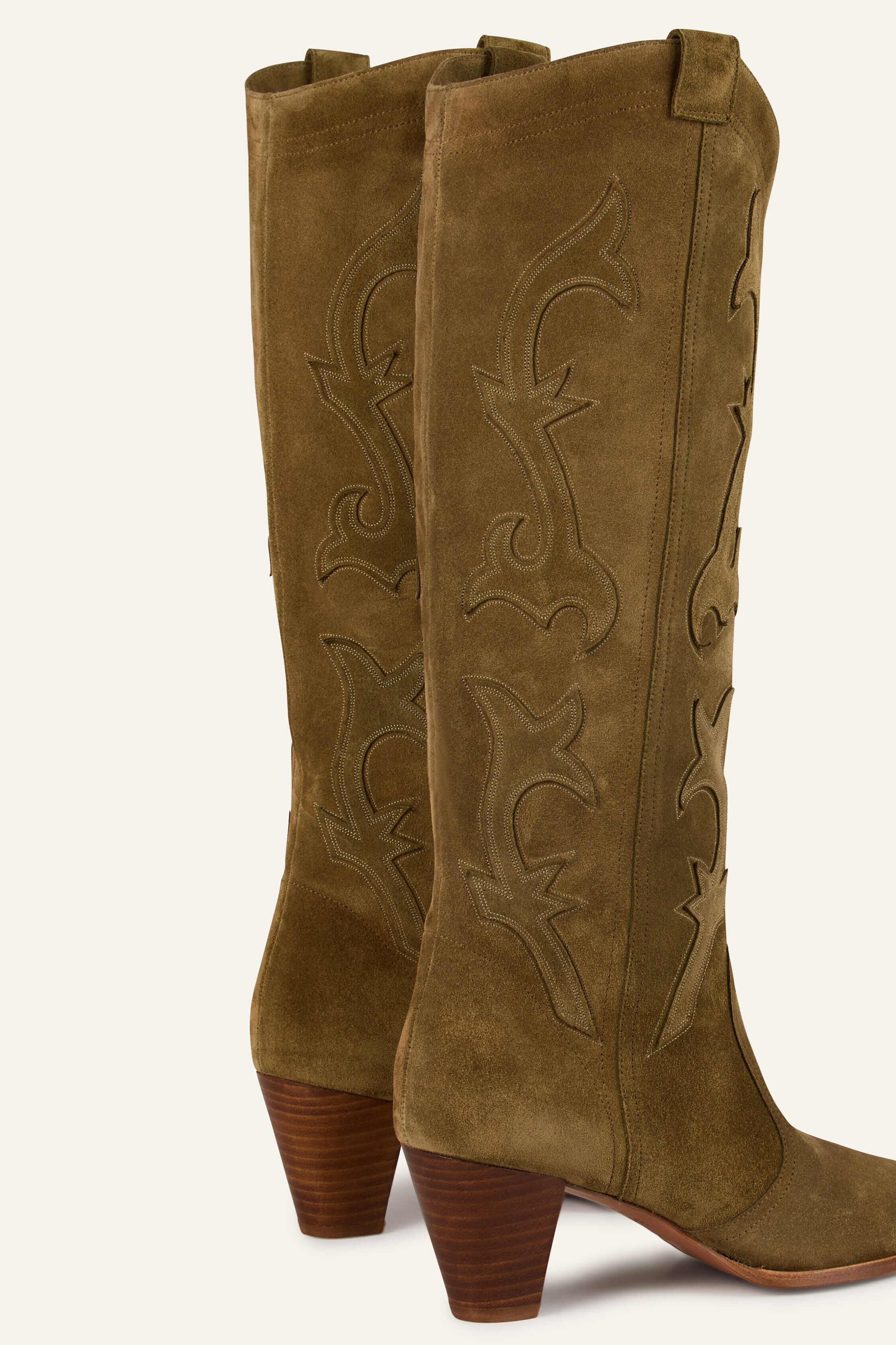 boots CASEY