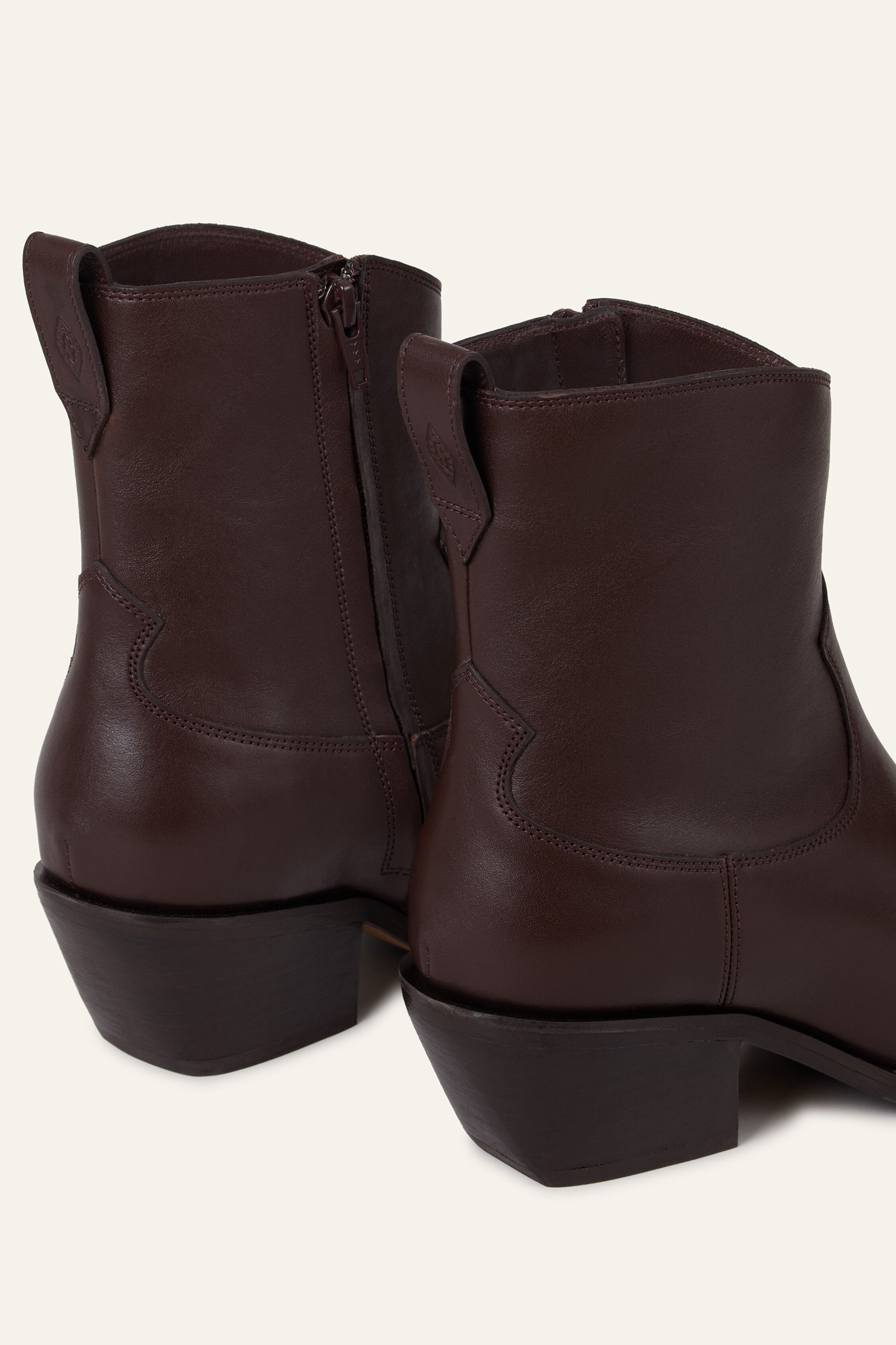 shoes LOWCOWBY