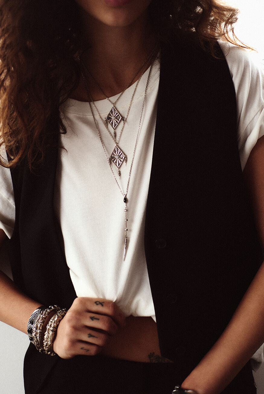 collier WILLOW