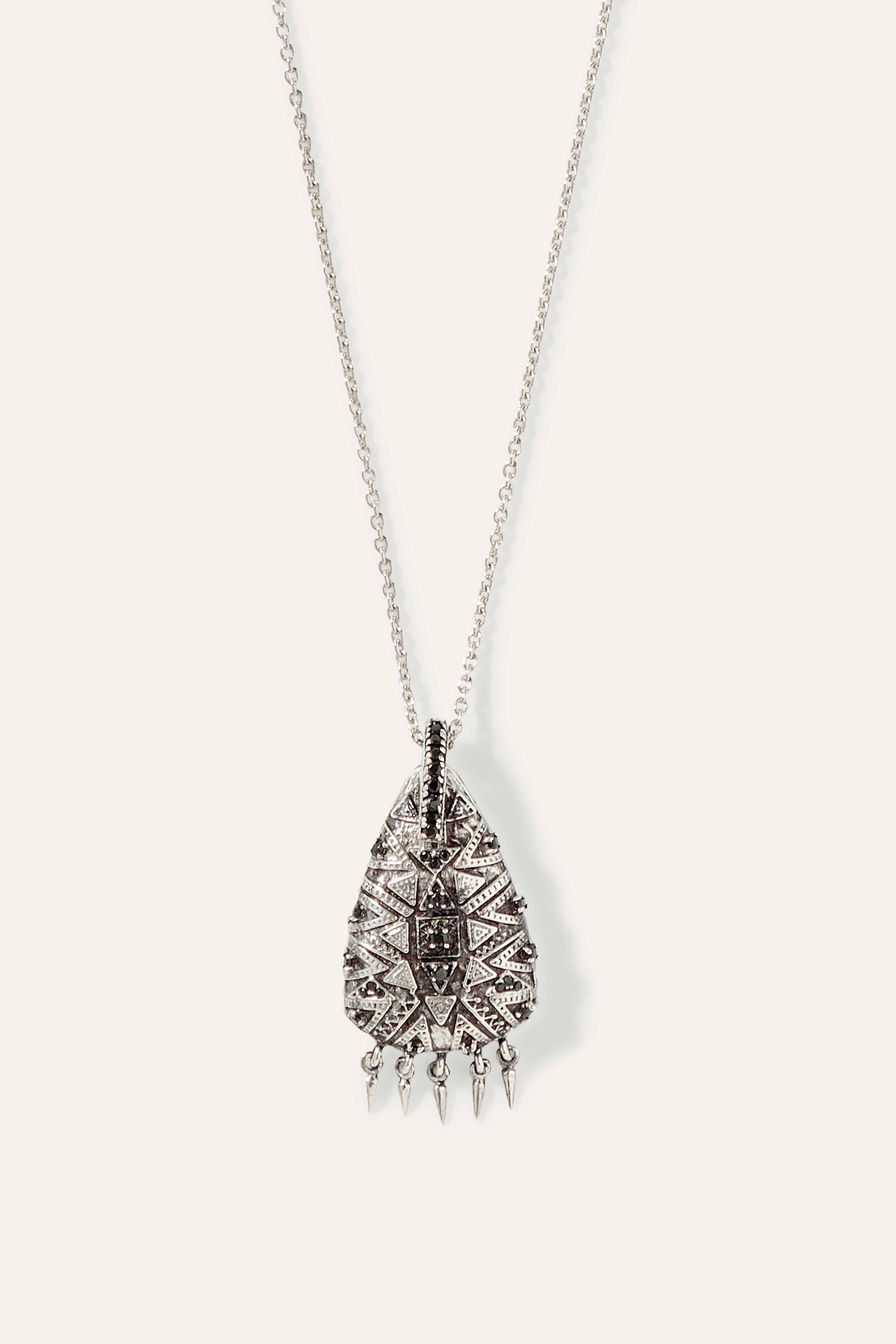 collier SANAKO