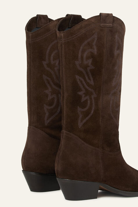 boots CLAU