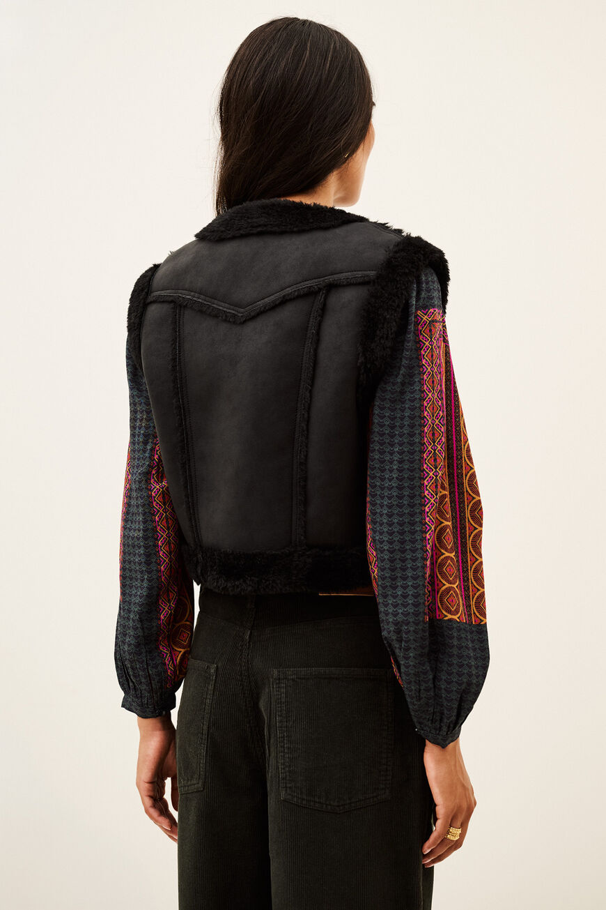 JACKET PILAR