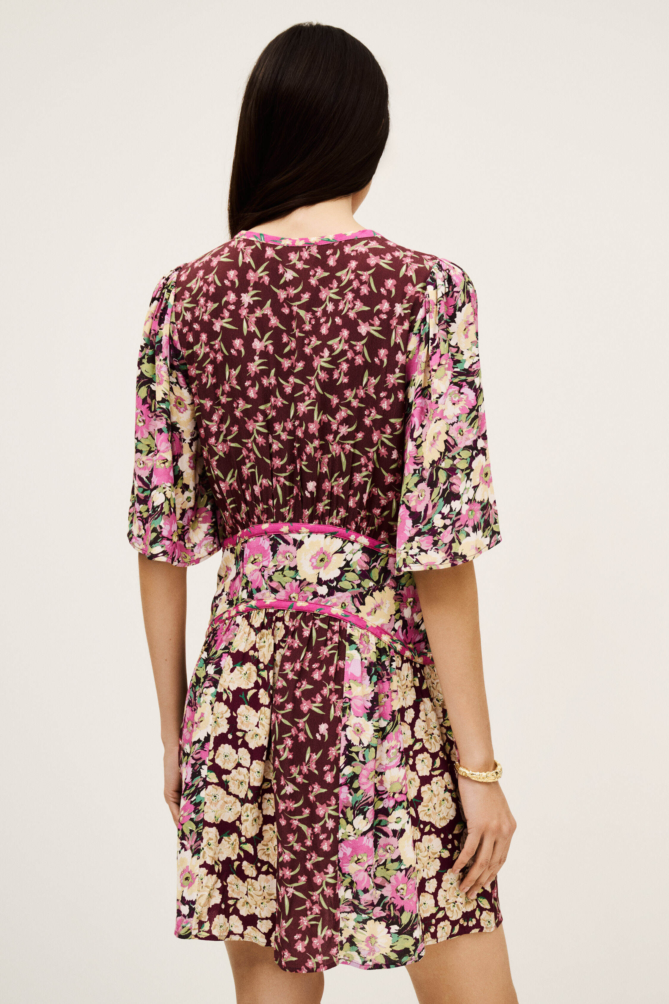 robe INDREA