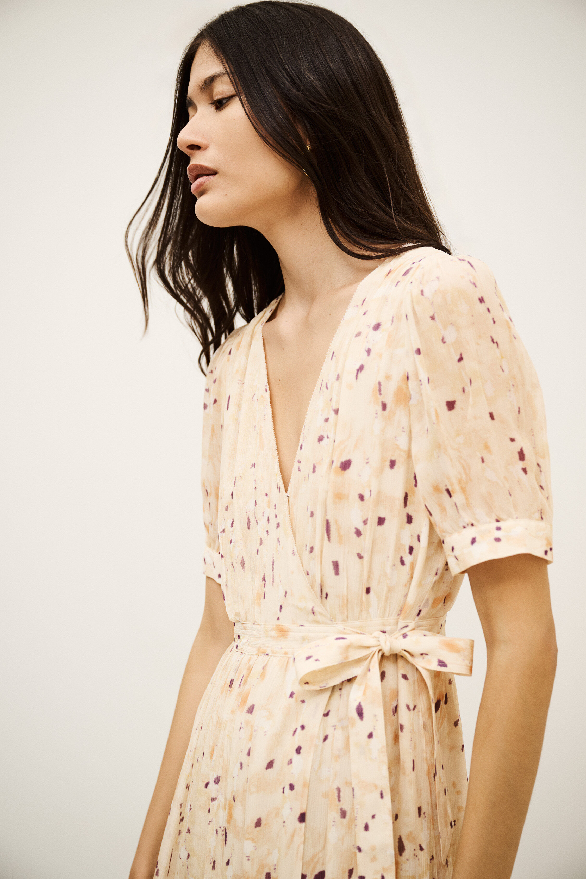 robe KRIS