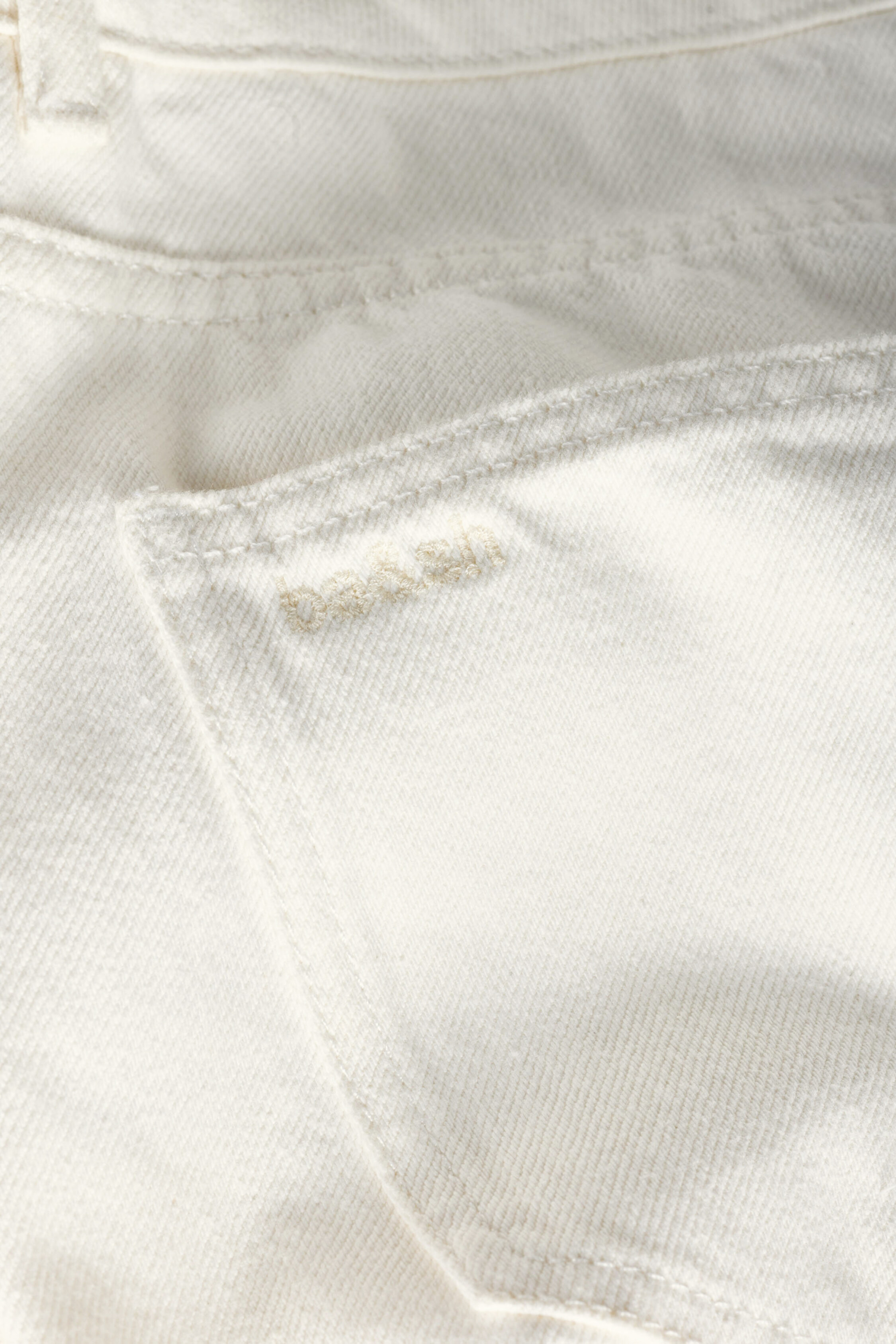 OFFWHITE